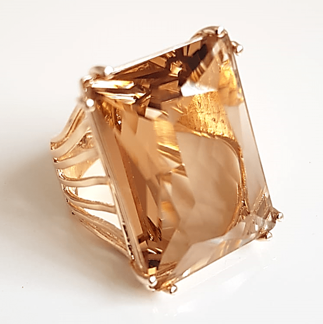 Anel cristal champanhe quadrado 25X20Mm - modelo EMMA