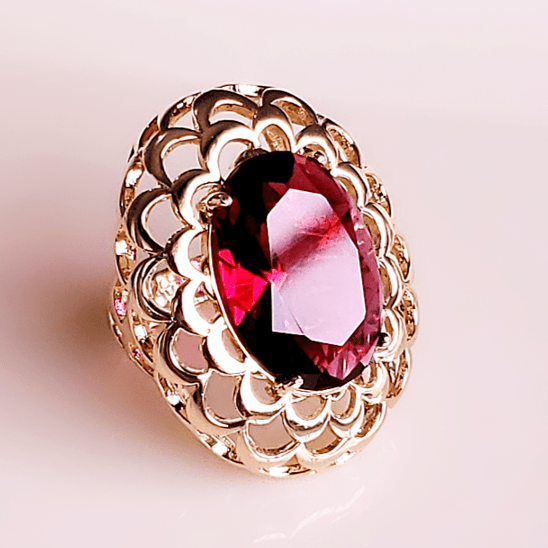 Anel Unique de cristal rosa turmalina - banhado a ouro
