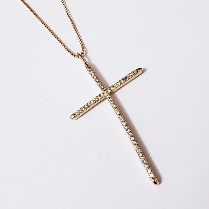 #colar curto com pingente de cruz com zircônias - banhado a ouro 