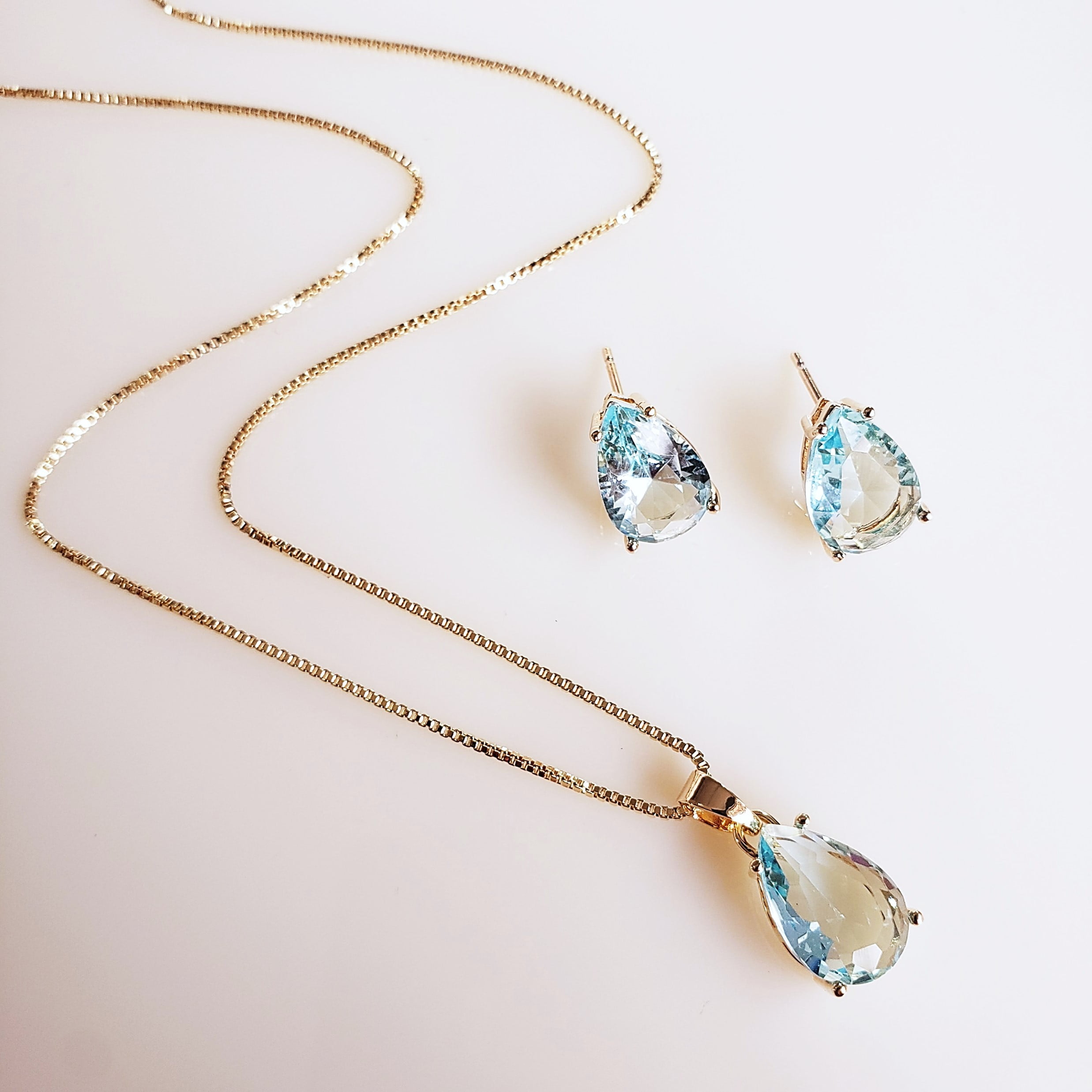 #Conjunto colar + brinco com cristais azul aquamarine - banhado  ouro  
