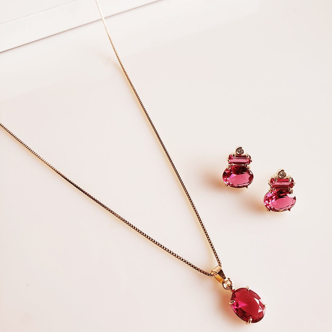 #Conjunto colar + brinco com cristais rosa turmalina - banhado a ouro 1