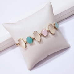  Pulseira de corrente malha dourada com cristais multicolor 1- banhado a ouro 