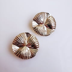 #Brinco  dourado redondo - banhado a ouro