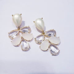 1-Brinco longo de cristais white e leitoso - banhado a ouro  
