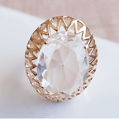 Anel cristal white oval 15x20mm , com bordas em desenho gotas vazadas - modelo Mariah