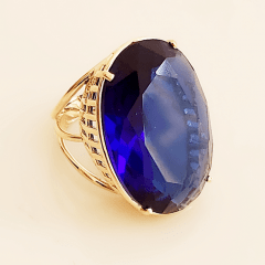 Anel cristal azul safira oval 30x20mm - modelo Brigite  - banhado a ouro