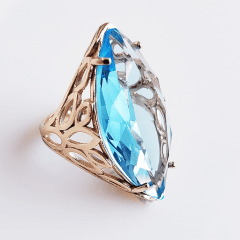 Anel Ully cristal azul aquamarine- formato navete