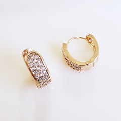 1-*Brinco argola oval com zircônias 5- banhado a ouro