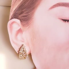 #Brinco com cristais white e zircônias 2- banhado a ouro    