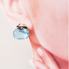 Brinco de cristal azul aquamarine - banhado a ouro