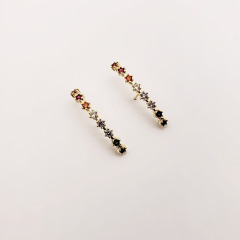 Brinco ear hook com zircônias coloridas - banhado a ouro 