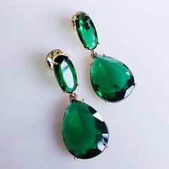 Brinco oval de cristal verde esmeralda - banhado a ouro 
