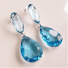 Brinco gota - cristais azul aquamarine - banhado a prata