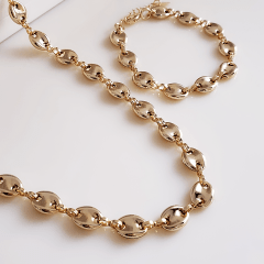  Colar de corrente elos Gucci - banhado a ouro  
