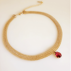 Colar choker com pingente gota rosa turmalina