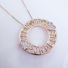 Colar com medalha "Abençoada por Deus" e "coraçâo" cravejado de zircônias 