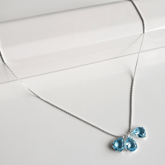 1-Colar com pingente gotas de cristais azul aquamarine- banhado a prata