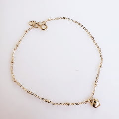 Tornozeleira com bolinhas e pingente de coração - banhado a ouro