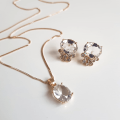 #Conjunto de cristal white e zircônias 