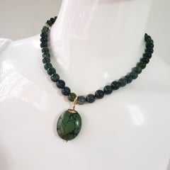 Conjunto Resort de pedras naturais Jaspe verde - banhado a ouro  