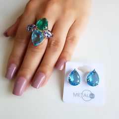 Sugestão de conjunto: anel multicolor e brinco cristal azul aquamarine