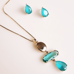 *Conjunto colar + brinco verde fusion - banhado a ouro     