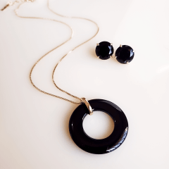 #Conjunto colar e brinco Ágata preta e cristal preto ônix - banhado a ouro